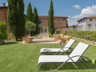 hotelsangregorio it offerta-agosto-hotel-toscana-con-giardino-vicino-a-pienza 014