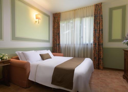 hotelsangregorio fr hotel-pienza-pour-circuit-photo-cypres-de-la-toscane 006