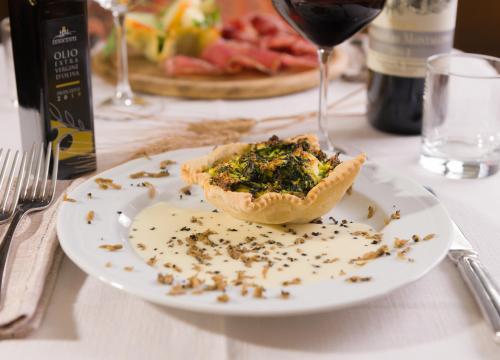hotelsangregorio it offerta-capodanno-hotel-pienza-con-mezza-pensione-e-cenone 008